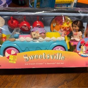 Kelly sweetsville set